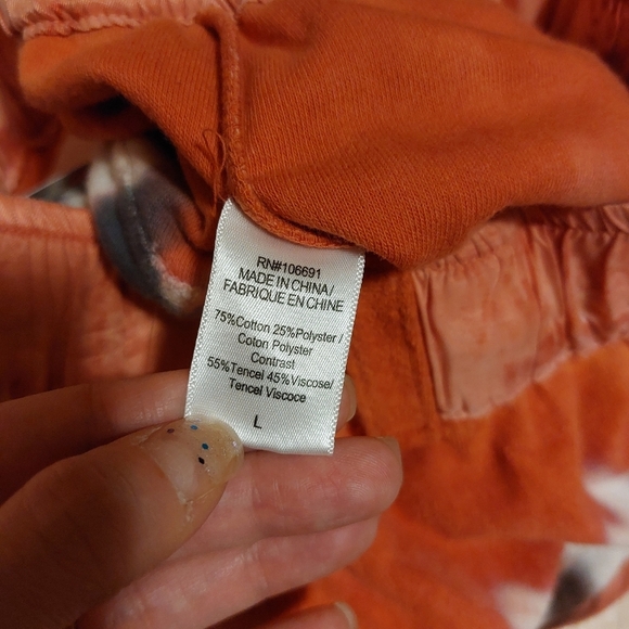 Yfb tie dye shorts bnwt size L - Picture 5 of 6